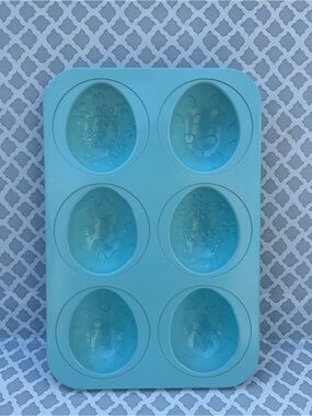 Easter Egg Baking Mold - Light Aqua